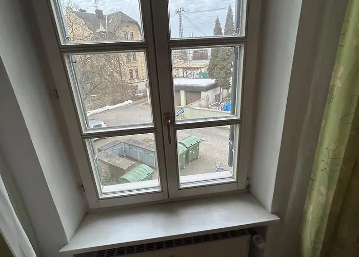 Zentral Am Bahnhof Mit Kueche, Badezimmer, Gratis Parkplatz & Wlan 아파트 *